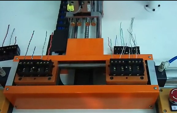 絞線(xiàn)機(jī)視頻 絞線(xiàn)機(jī)視頻